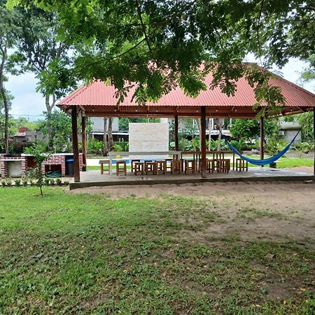 Garden Suites Comalcalco Екстериор снимка