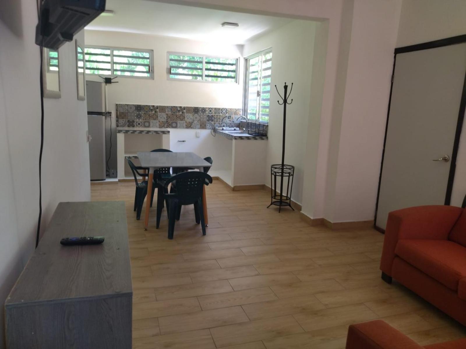 Garden Suites Comalcalco Екстериор снимка