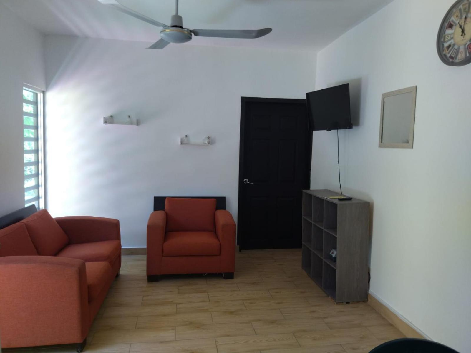 Garden Suites Comalcalco Екстериор снимка
